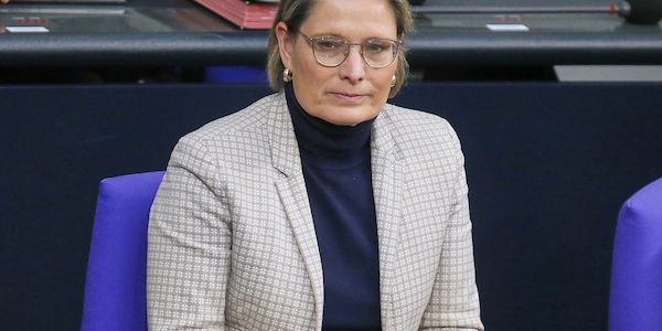 Hubig fordert harte Maßnahmen nach Brandanschlag in Berlin