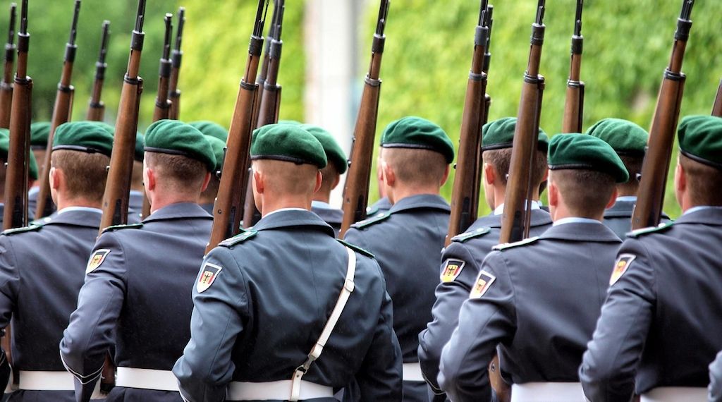 Röwekamp hält Wehrdienst-Kompromiss für unzureichend