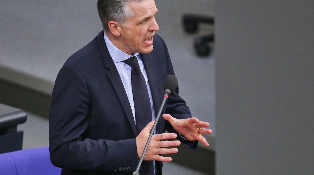 Kanzleramtschef weist Kritik aus den eigenen Reihen zurück