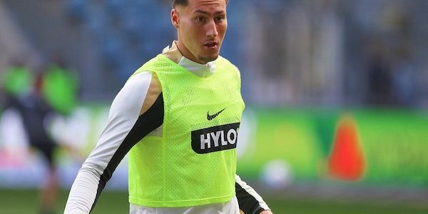 Frankfurt verpflichtet Stürmer Ebnoutalib von Elversberg