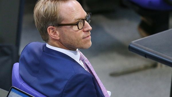 PKGr-Chef sieht Stromnetz-Anschlag als "Weckruf"