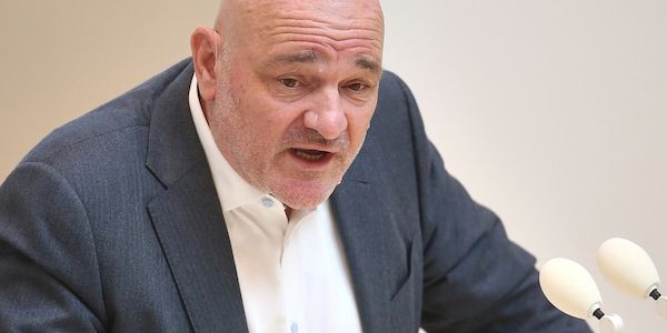 Crumbach rechnet mit BSW ab