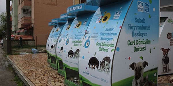 Mit Plastikflaschen auf Tour: Wie die Rückgabe auf Reisen funktioniert