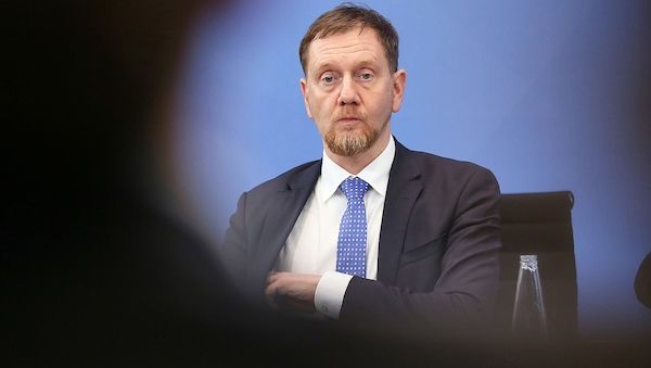 Kretschmer stellt EU-Klimaziele infrage
