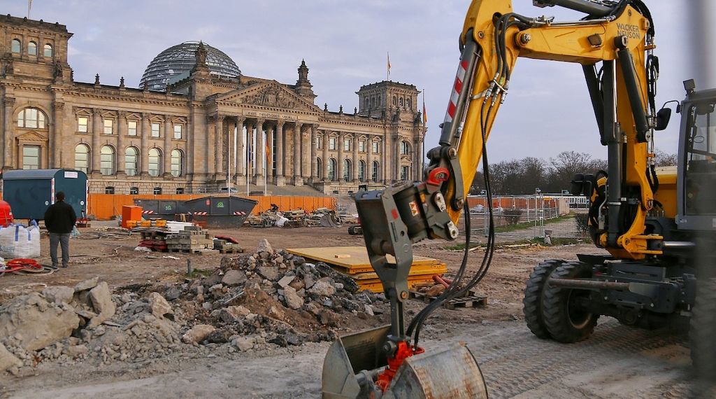 Bundestagsneubau in Berlin könnte über eine Milliarde Euro kosten