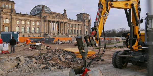 Bundestagsneubau in Berlin könnte über eine Milliarde Euro kosten