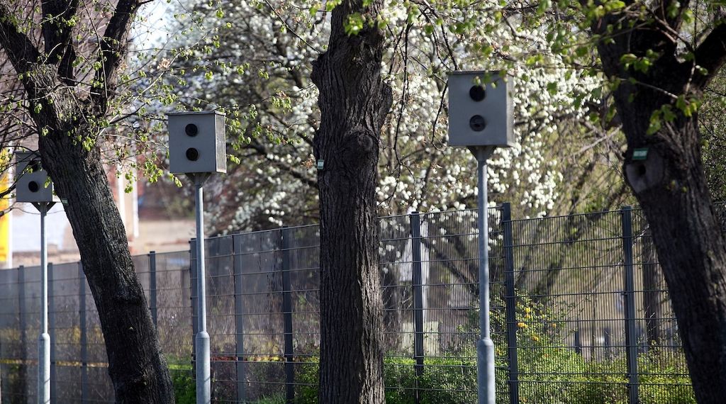 Verkehrsministerium lehnt Totalverbot für Blitzerwarnapps ab