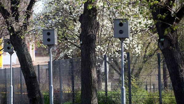 Verkehrsministerium lehnt Totalverbot für Blitzerwarnapps ab