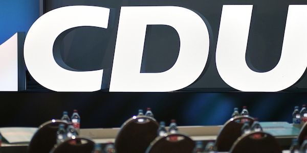 CDU liegt bei Großspendern vorn