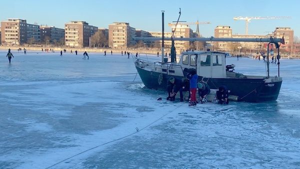 Warnung vor Glätte durch gefrierenden Regen