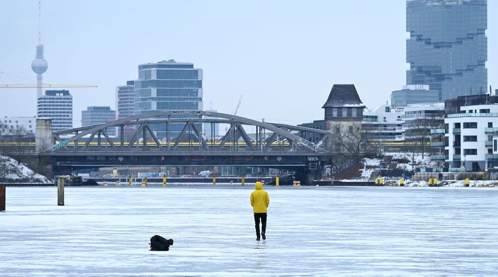 Berliner-Polizei warnt: Tauwetter macht Berlins Eisflächen gefährlich