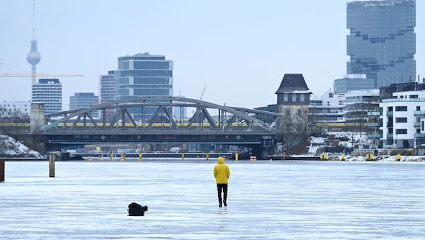 Berliner-Polizei warnt: Tauwetter macht Berlins Eisflächen gefährlich
