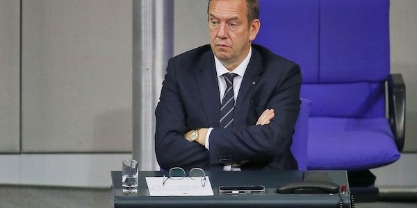 Wehrbeauftragter fordert schärfere Bundeswehr-Dienstaufsicht