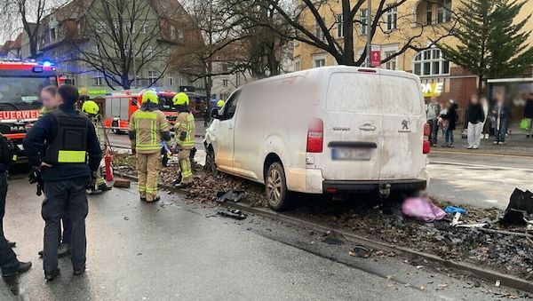 Schwerverletzter nach Zusammenstoß in Berlin-Zehlendorf