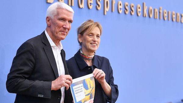 Studie vorgestellt: Immer mehr Senioren sind online