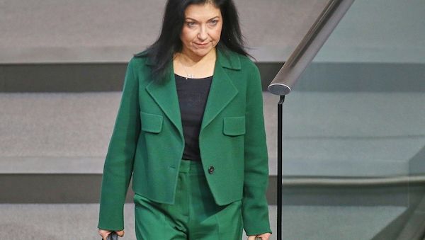 Reiche begrüßt Beschluss für schnellere Bundeswehr-Beschaffung