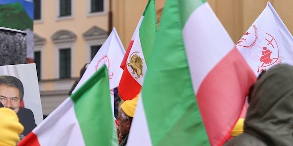 Baden-Württemberg treibt Abschiebungen in den Iran voran