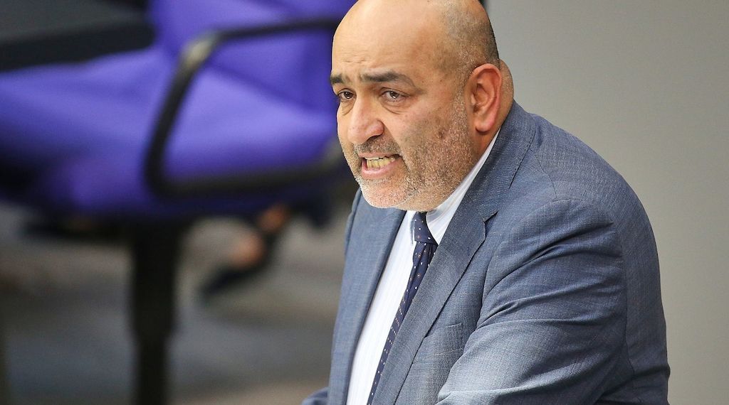 Nouripour will von Merz mehr Solidarität mit Demonstranten im Iran