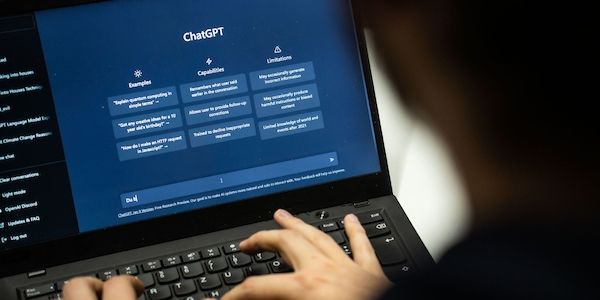 Schulen aus Berlin und Potsdam für KI-Ideen ausgezeichnet