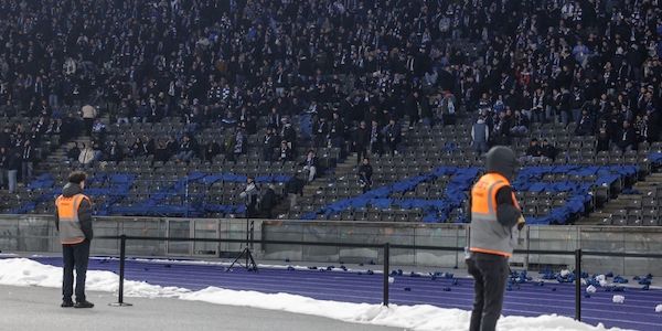 Polizei: Viele Verletzte vor Topspiel zwischen Hertha BSC und Schalke 04