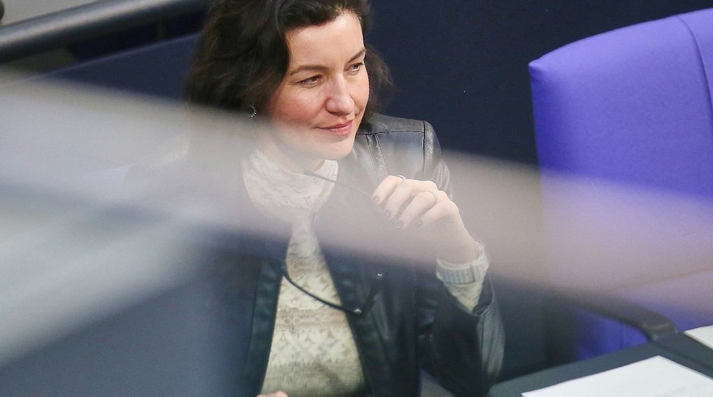 Bär will ersten Fusionsreaktor und mehr Forschung für Frauen