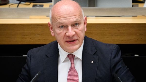 Kai Wegner stellt sich Bürgerfragen in Steglitz-Zehlendorf