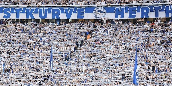 Grüne fordern Aufarbeitung von Polizeieinsatz bei Hertha-Spiel