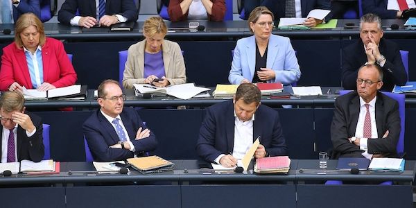 Bundesregierung widerruft fast jede zweite Aufnahmezusage für Afghanen