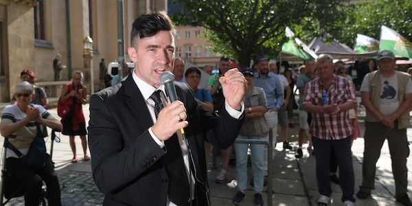 Brandenburgs AfD-Fraktion verteidigt Rechtsextremist Sellner