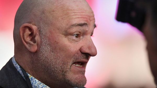 Finanzminister Crumbach warnt vor Milliardenlücken im Haushalt