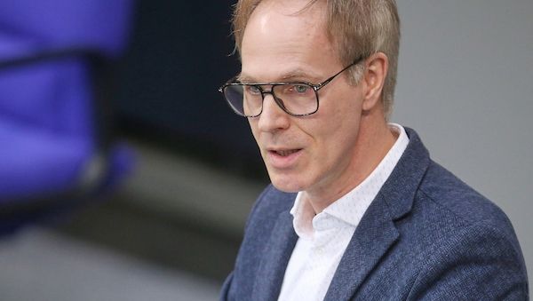 SPD sieht bei Abschiebestopp für Iran Bundesländer in der Pflicht