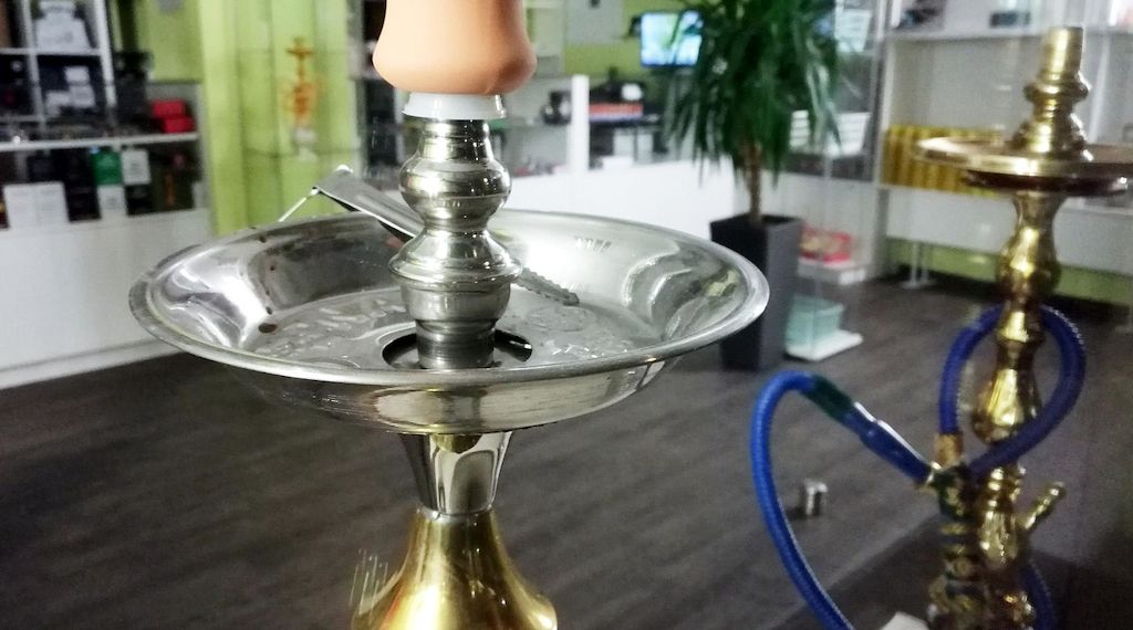 Zoll findet 64 Kilogramm unversteuerten Wasserpfeifentabak