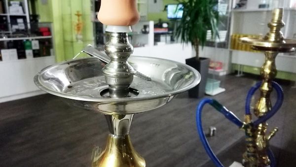 Zoll findet 64 Kilogramm unversteuerten Wasserpfeifentabak