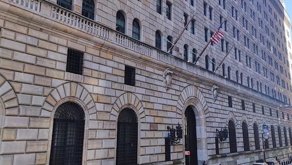 Experten sorgen sich um deutsche Goldreserven in den USA