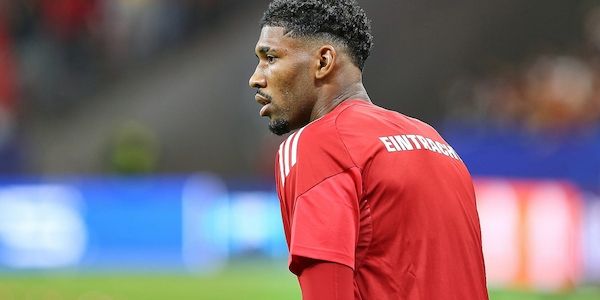 Champions League: Eintracht nach Blamage in Baku ausgeschieden