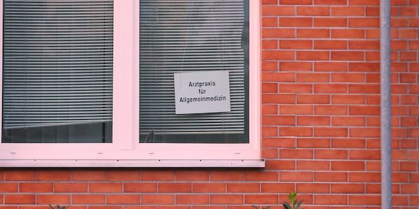 CDU und SPD für strengere Regeln bei Online-Krankschreibungen