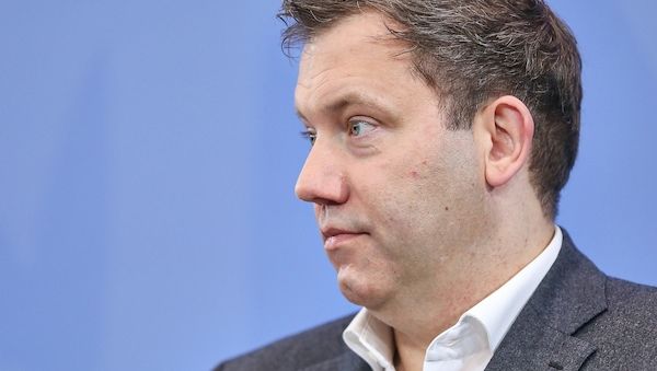 Klingbeil will mit Frankreich über Nuklearwaffen sprechen