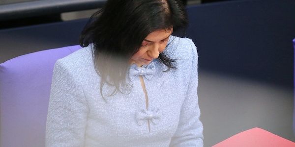 Wachsende Kritik an Reiches Führungsstil im Ministerium