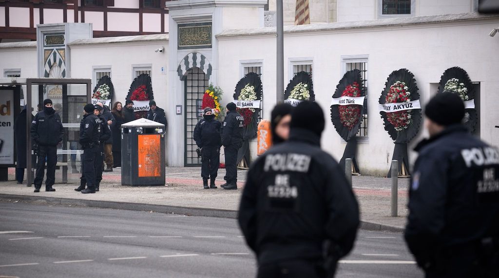 Polizeieinsatz bei Beerdigung im Berliner Clan-Milieu