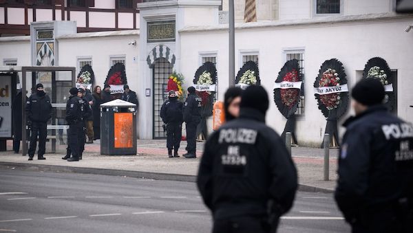 Polizeieinsatz bei Beerdigung im Berliner Clan-Milieu