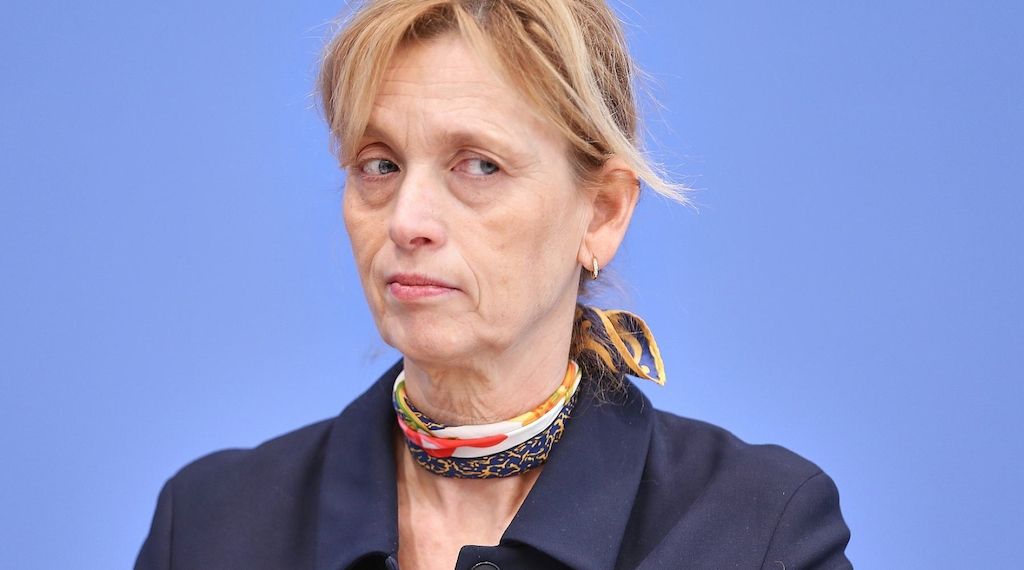 Prien will Überprüfung von Demokratieförderprojekten ausweiten