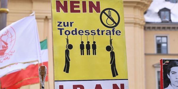 Gazelle Sharmahd spricht von "Politizid" im Iran