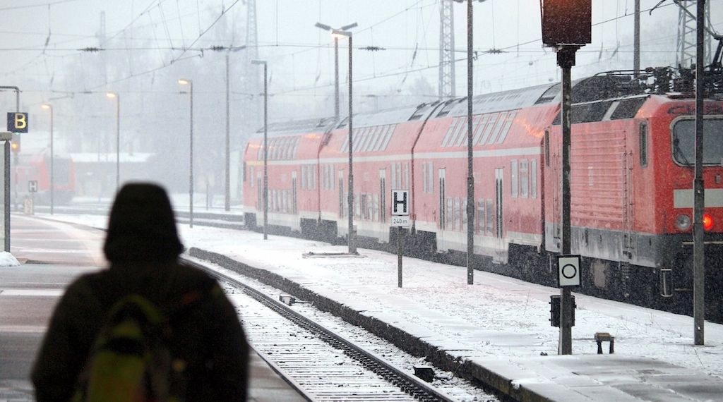 Glatteisregen führt zu vielen Unfällen und Ausfällen