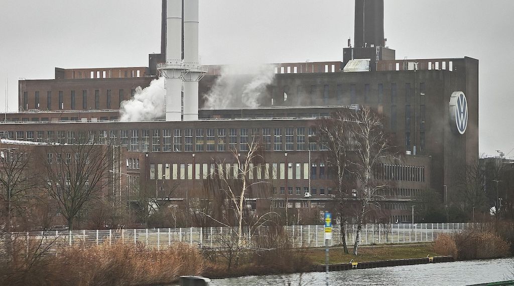 Autokonzerne sparten Milliarden durch laxere CO2-Regeln der EU