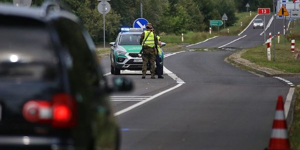 Neue Verkehrsführung auf A12 soll Staus an Grenze reduzieren