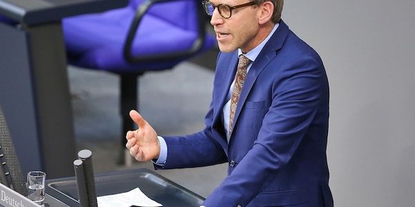 Parteien warnen vor Schaffung von Abschiebepolizei nach US-Vorbild