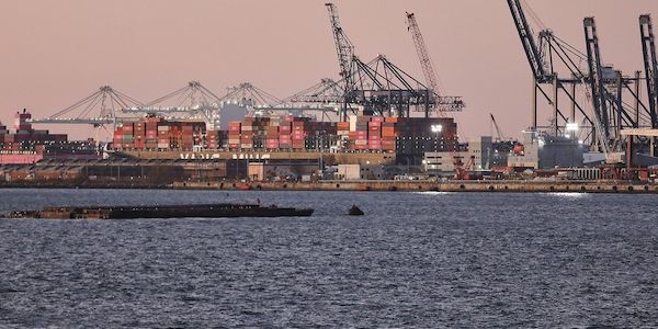 Bundesregierung senkt Wachstumsprognose wegen Exportschwäche