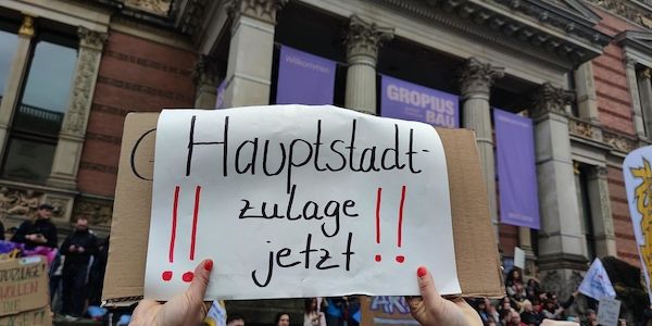 Berliner Senat kritisiert Warnstreiks in Kitas als Belastung für Familien