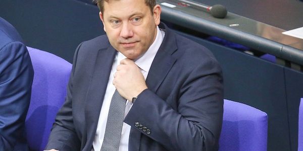 Klingbeil ruft Ressorts für Etat 2027 zu striktem Sparkurs auf