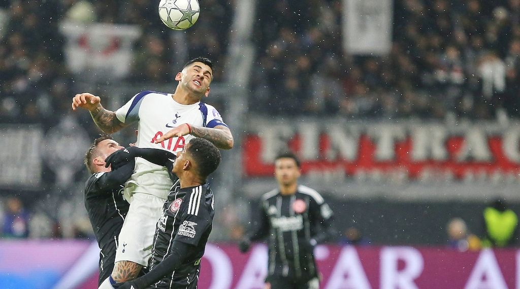 Champions League: Eintracht unterliegt Tottenham - Bayern siegreich